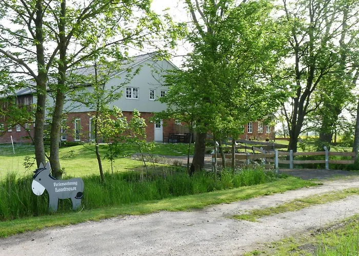 Landtraum Apartament *